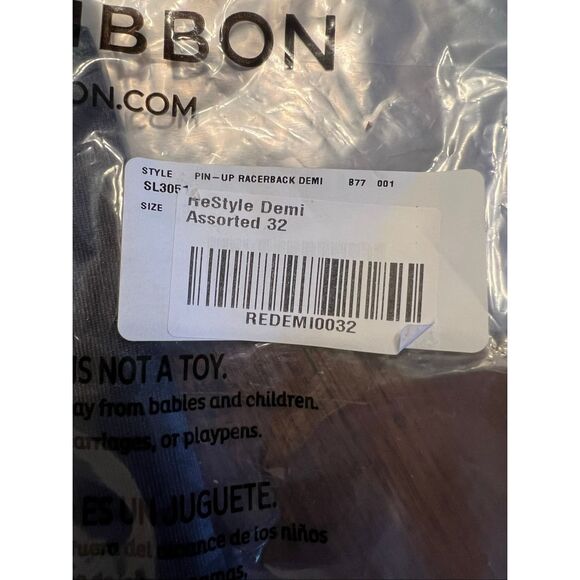 Ruby Ribbon Pin Up Racerback Demi Black Nwt Size 32 - Picture 4 of 5